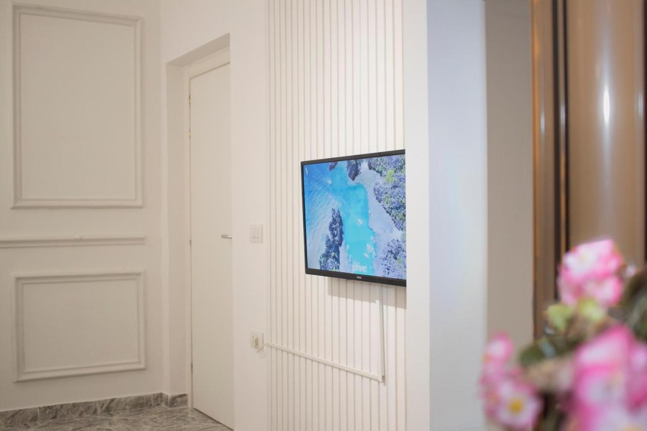 Apartmán Vila Shehaj Luxury Vlorë Exteriér fotografie